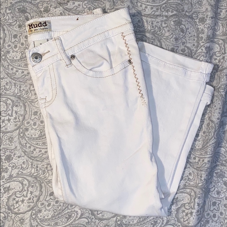 White Mudd Capris
